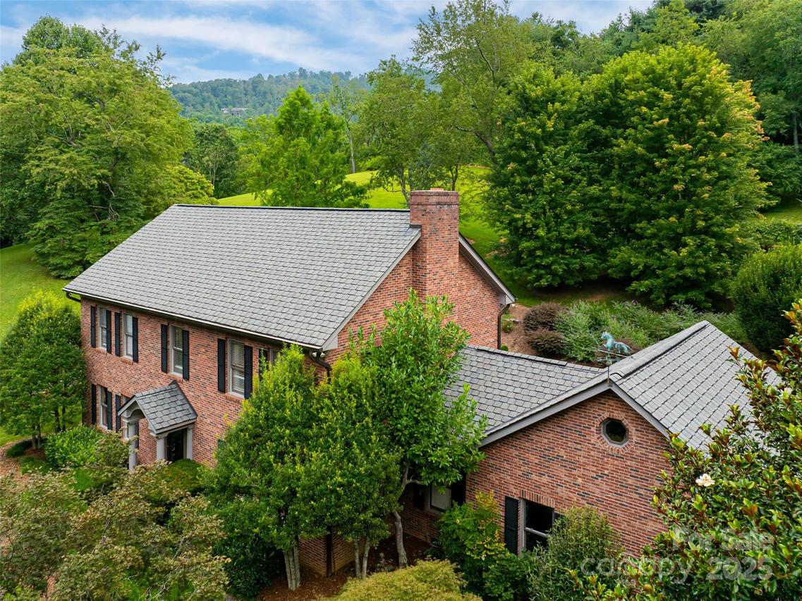 91 Carter Cove Rd., Asheville, NC 28804