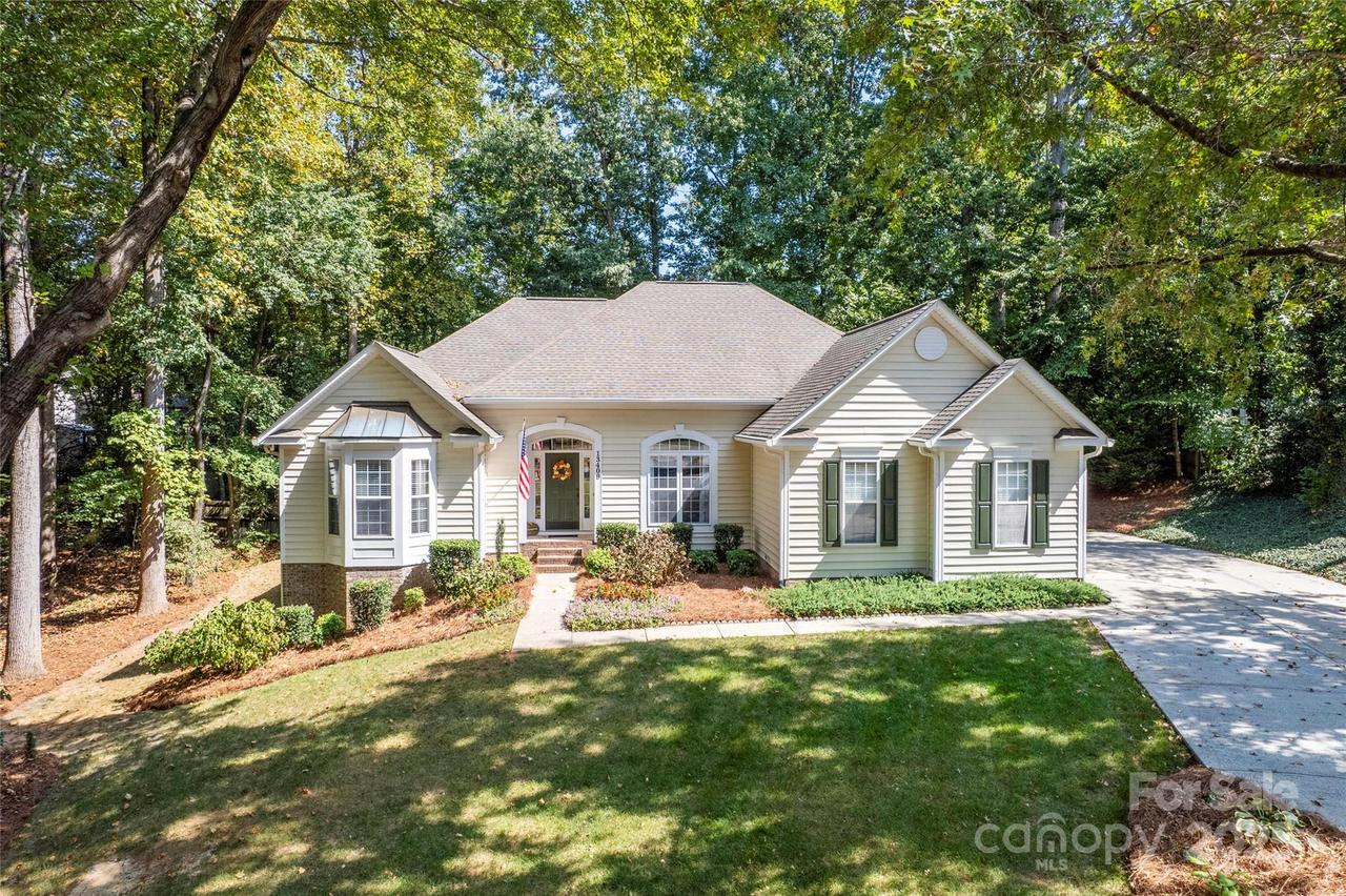 13409 Cocheco Ct., Huntersville, NC 28078