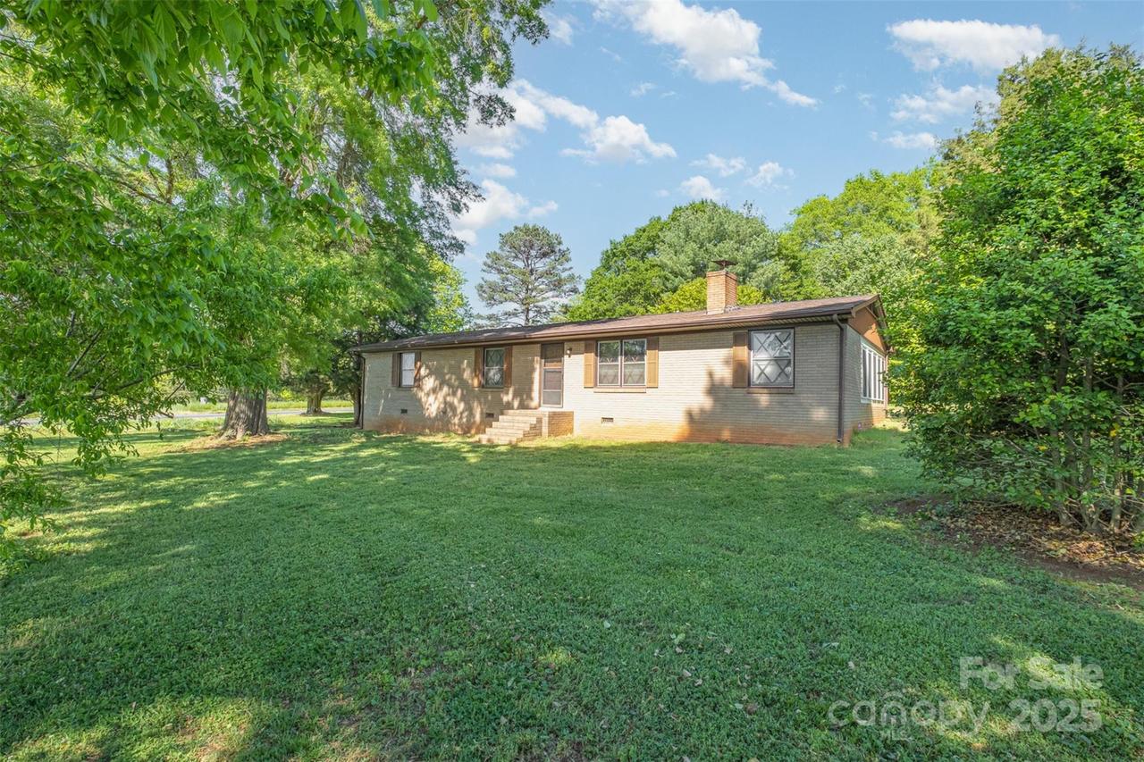 532 N Pilot Knob Rd., Denver, NC 28037
