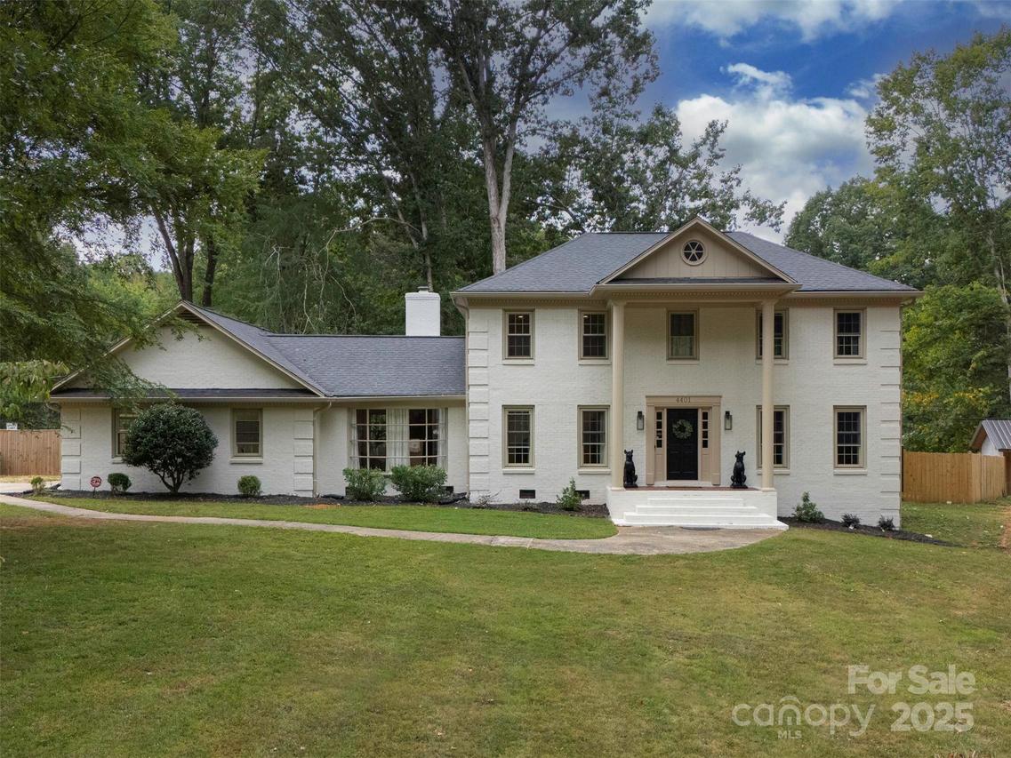 4401 Quail Ridge Dr., Mint Hill, NC 28227