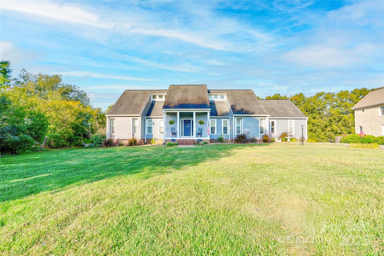 106 Wyndham Cove, Cherryville, NC 28021