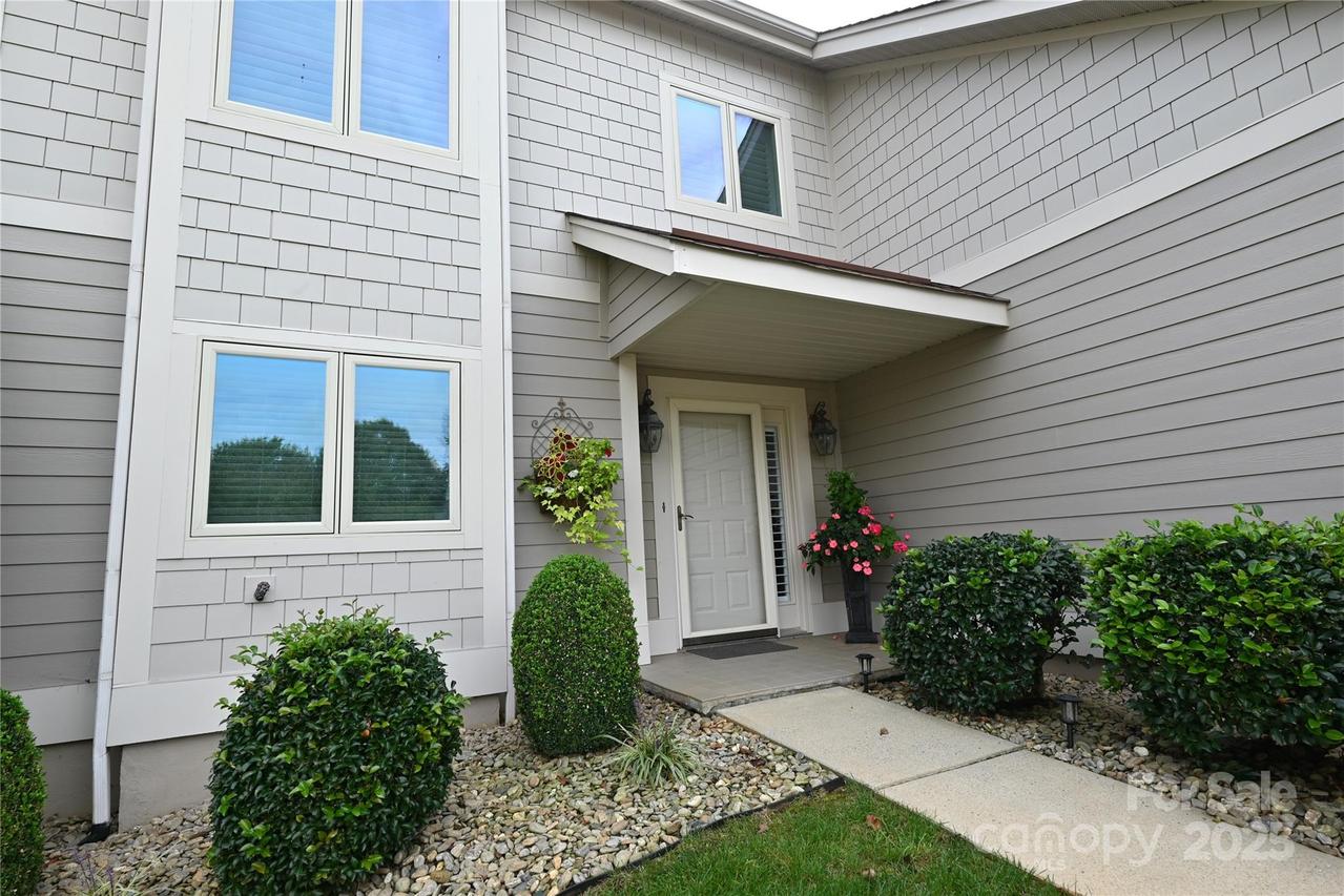 3721 Rock Bridge Dr., Conover, NC 28613
