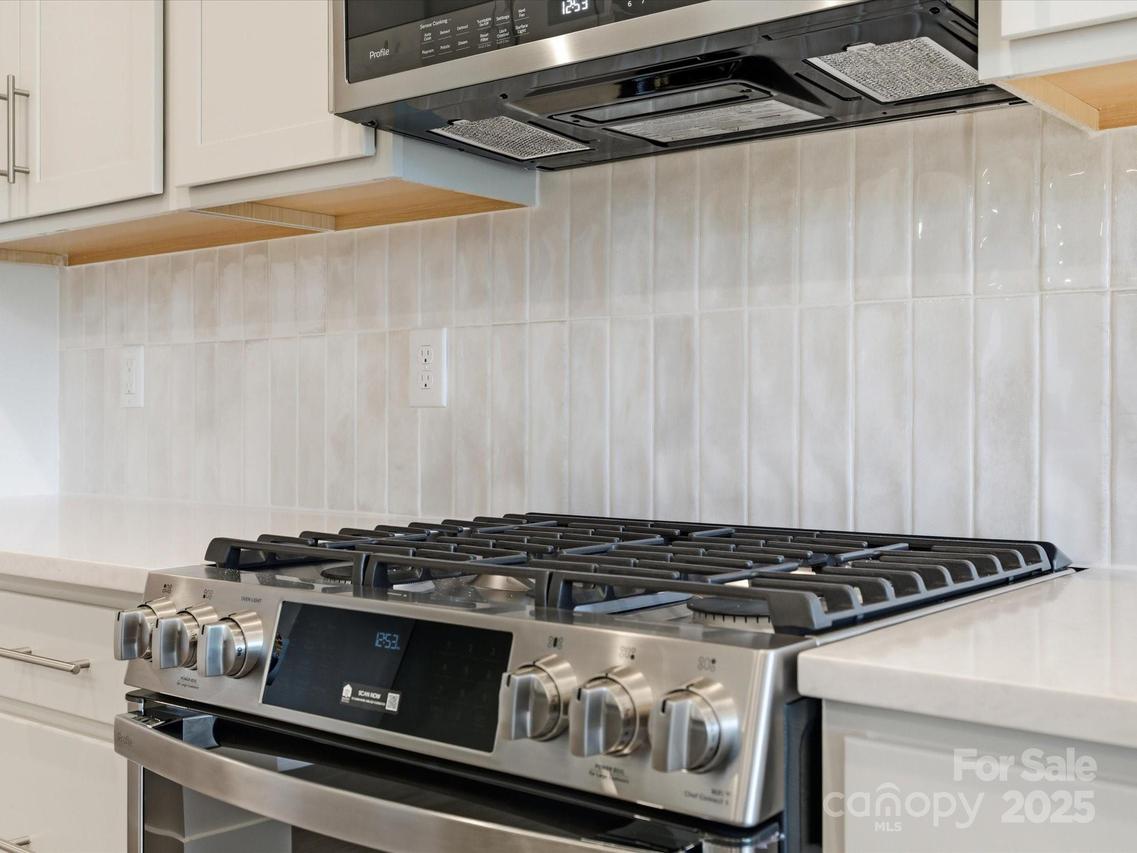 321 Ardmore Dr., Belmont, NC 28012