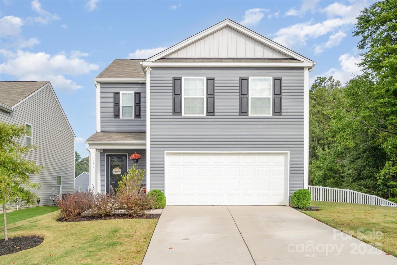 1171 Larkspur Ln., Dallas, NC 28034