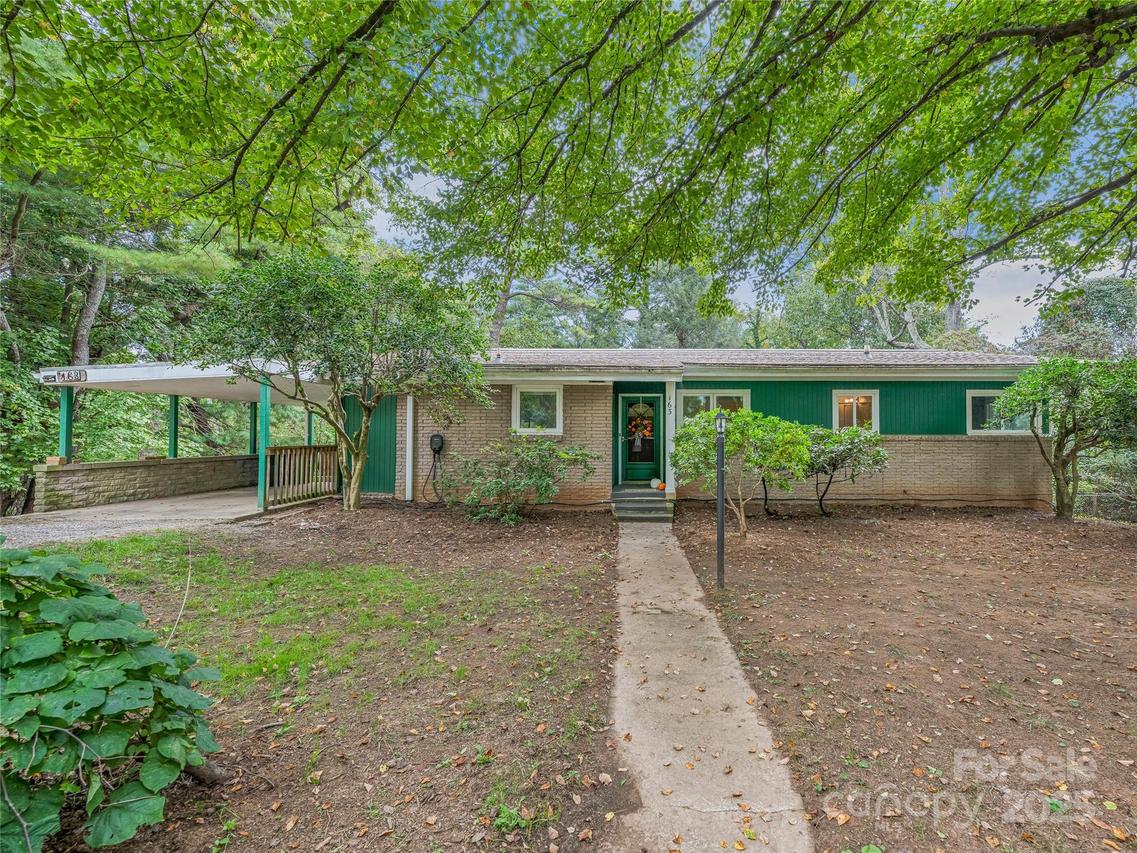 163 Governors View Rd., Asheville, NC 28805