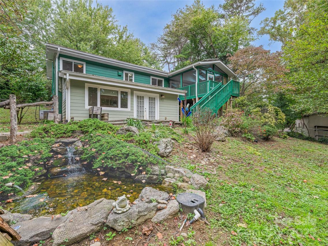 163 Governors View Rd., Asheville, NC 28805