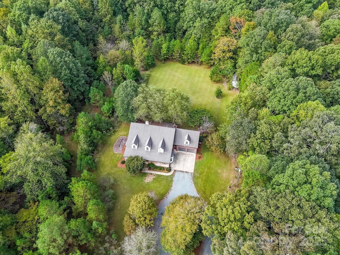 6610 Rolling Ridge Dr., Waxhaw, NC 28173