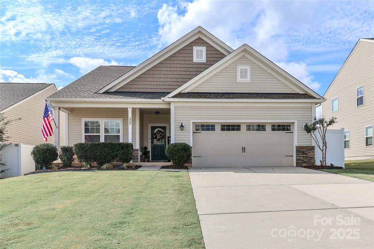 229 Fesperman Cir., Troutman, NC 28166