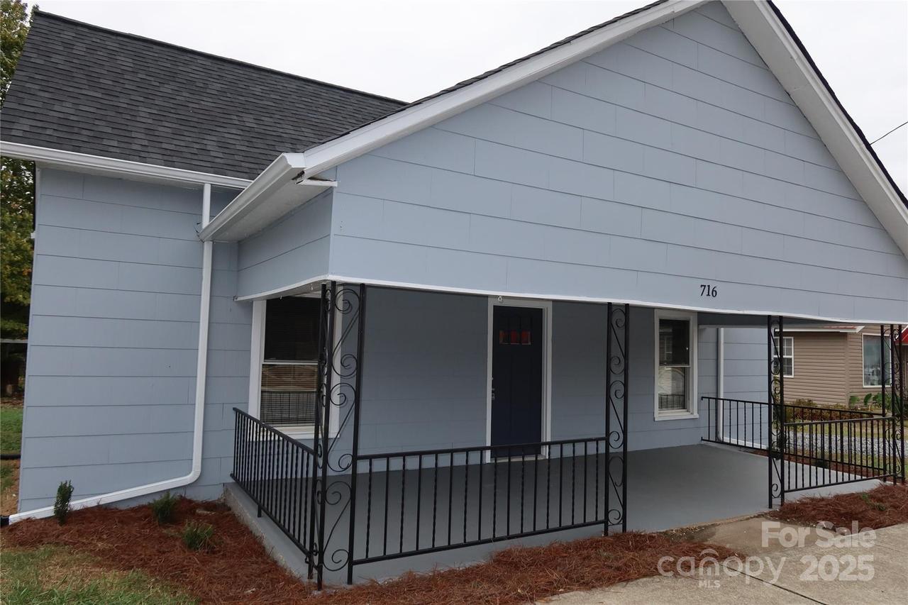 716 E Main St., Maiden, NC 28650