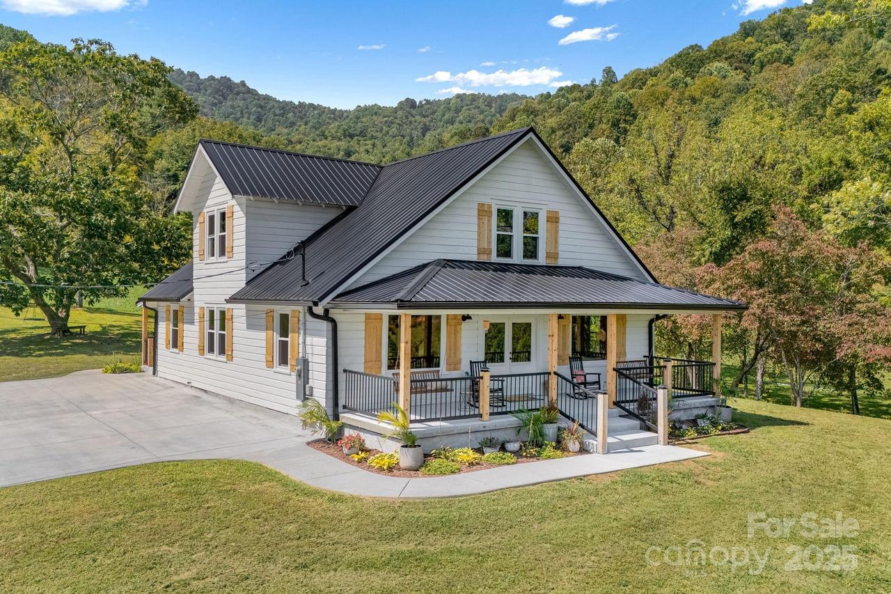 356 Joe Payne Rd., Marshall, NC 28753
