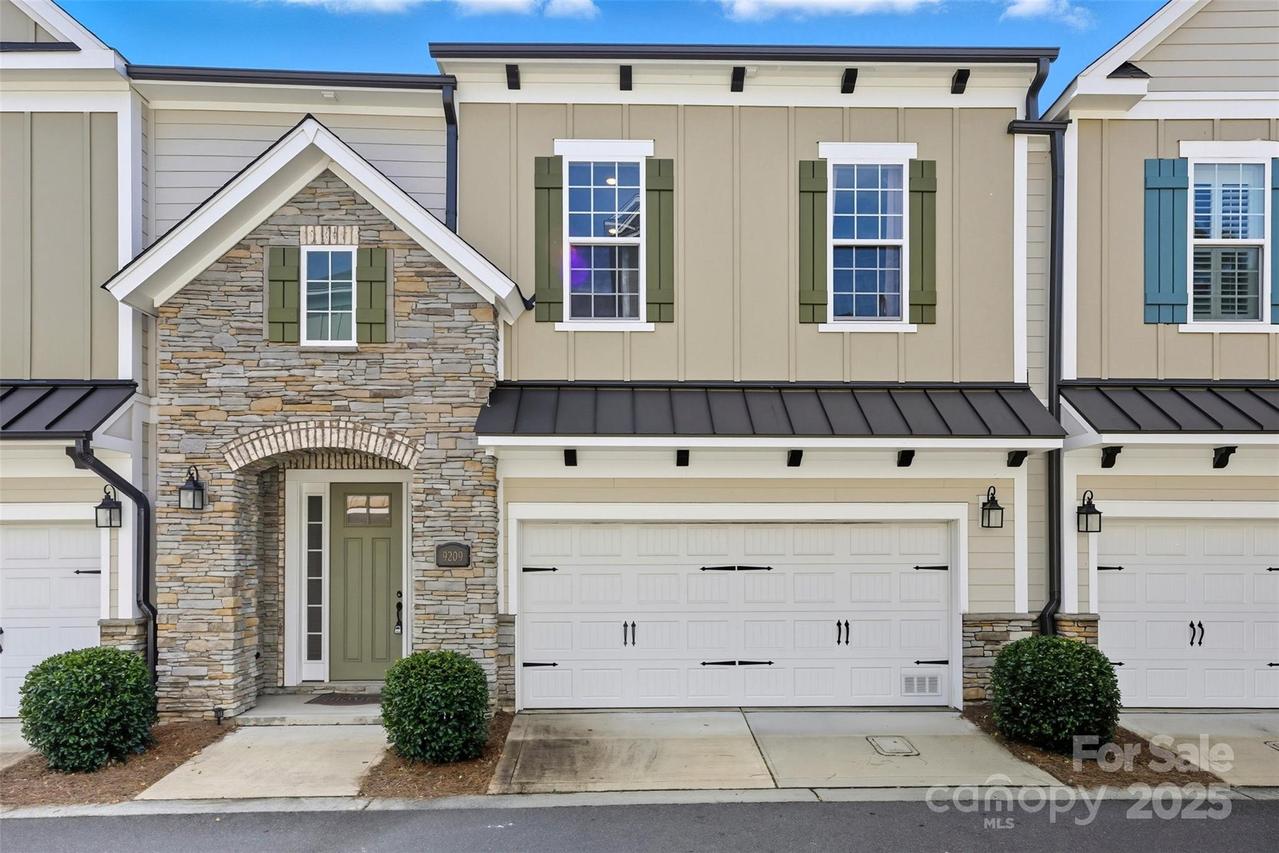 9209 Colin Crossing Ct., Charlotte, NC 28277