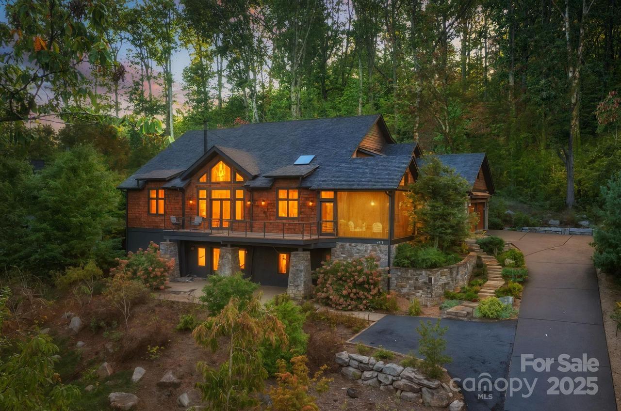 16 Faulkner Ave., Asheville, NC 28805