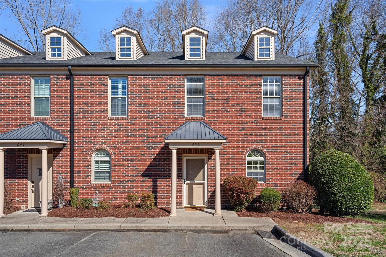 653 Camrose Cir., Concord, NC 28025