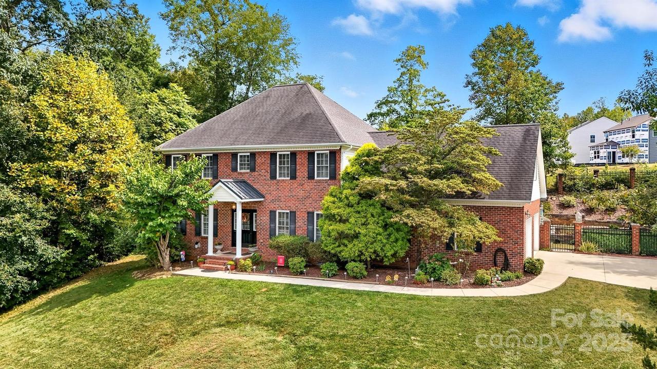 1106 38th Ave., Hickory, NC 28601