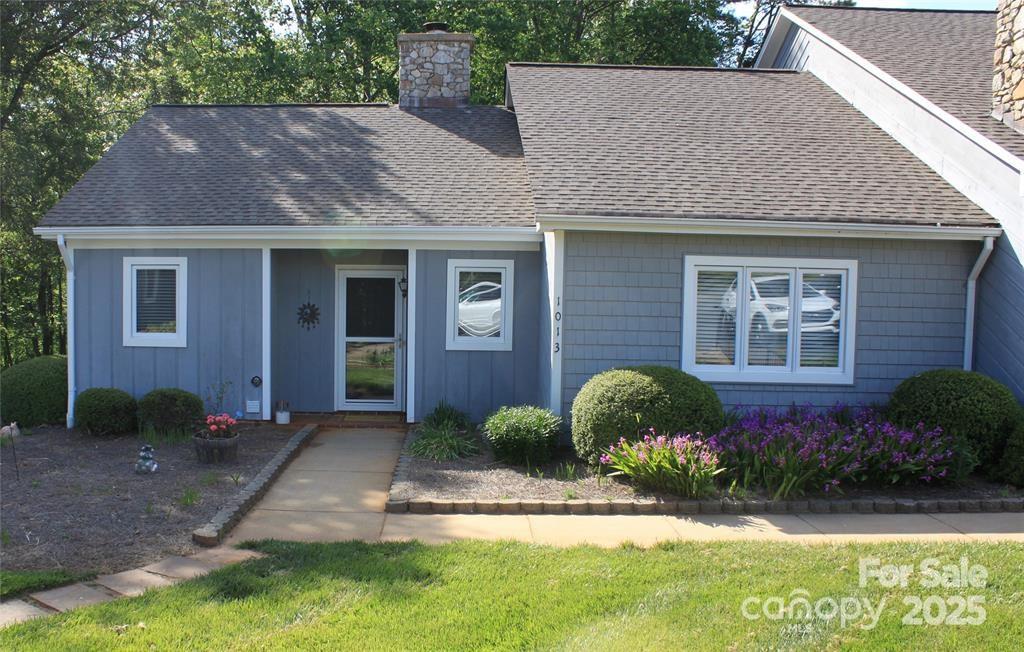 1013 21st Ave., Hickory, NC 28601