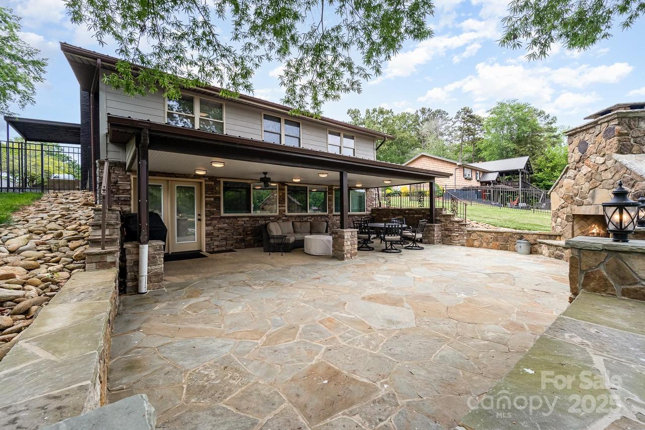 1435 Panther Point Rd., Richfield, NC 28137