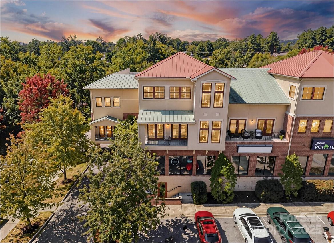 475 S Church St. #A, Hendersonville, NC 28792