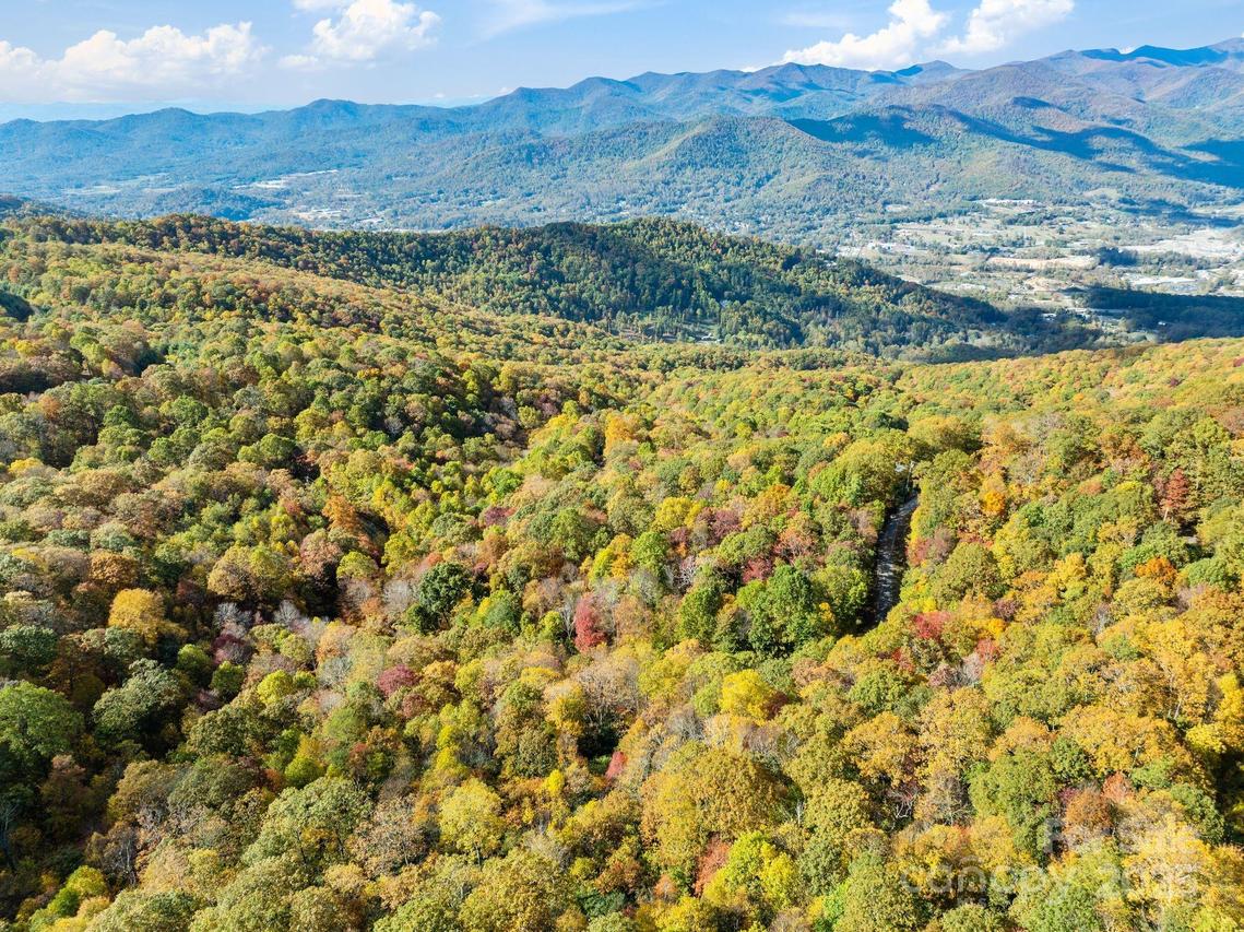 99999 Lytle Cove Rd., Swannanoa, NC 28778
