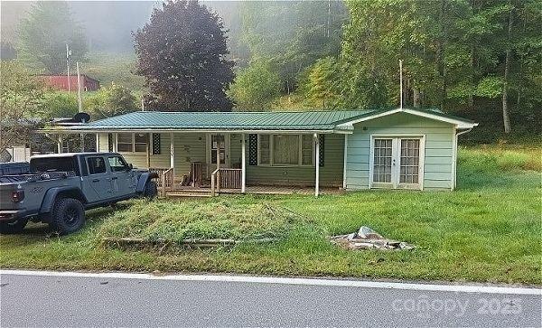 1905 Little Creek Rd., Burnsville, NC 28714