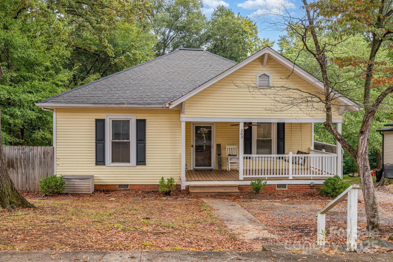 303 E 4th St., Kannapolis, NC 28083