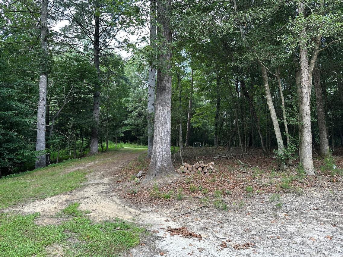 394 Rainbow Trout Dr., Hays, NC 28635