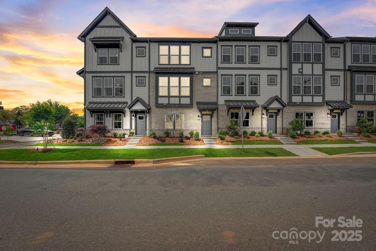 411 Jetton St., Davidson, NC 28036