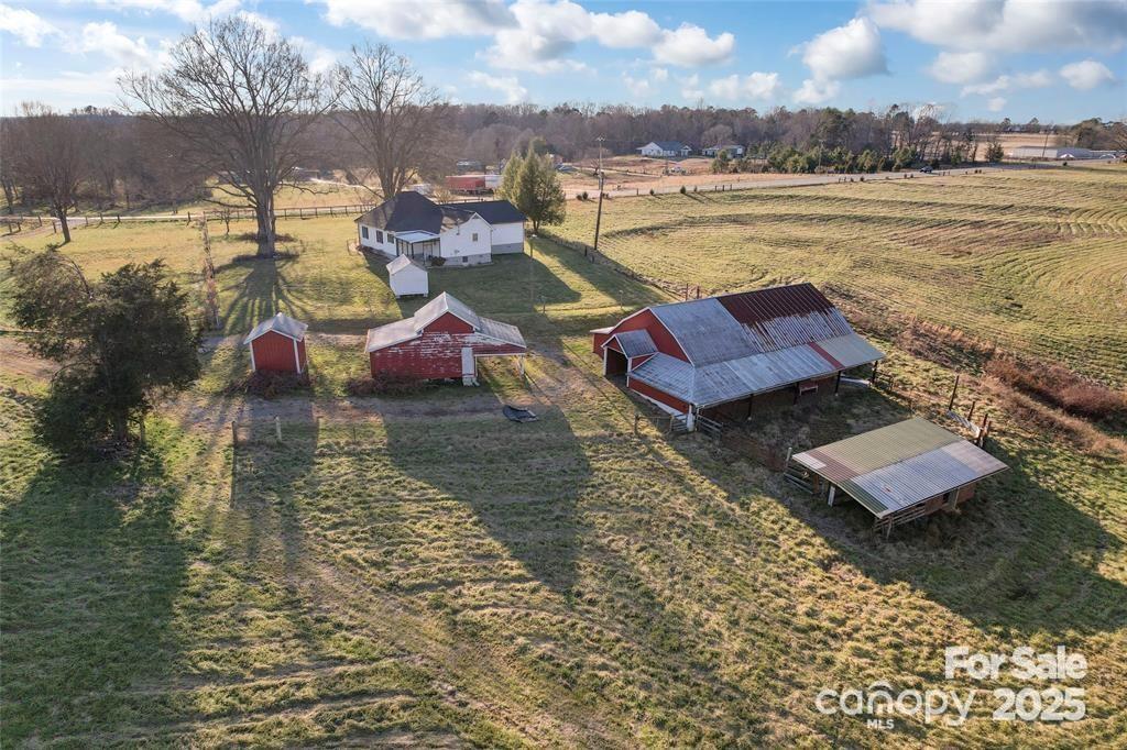 956 Stony Point Rd., Kings Mountain, NC 28086