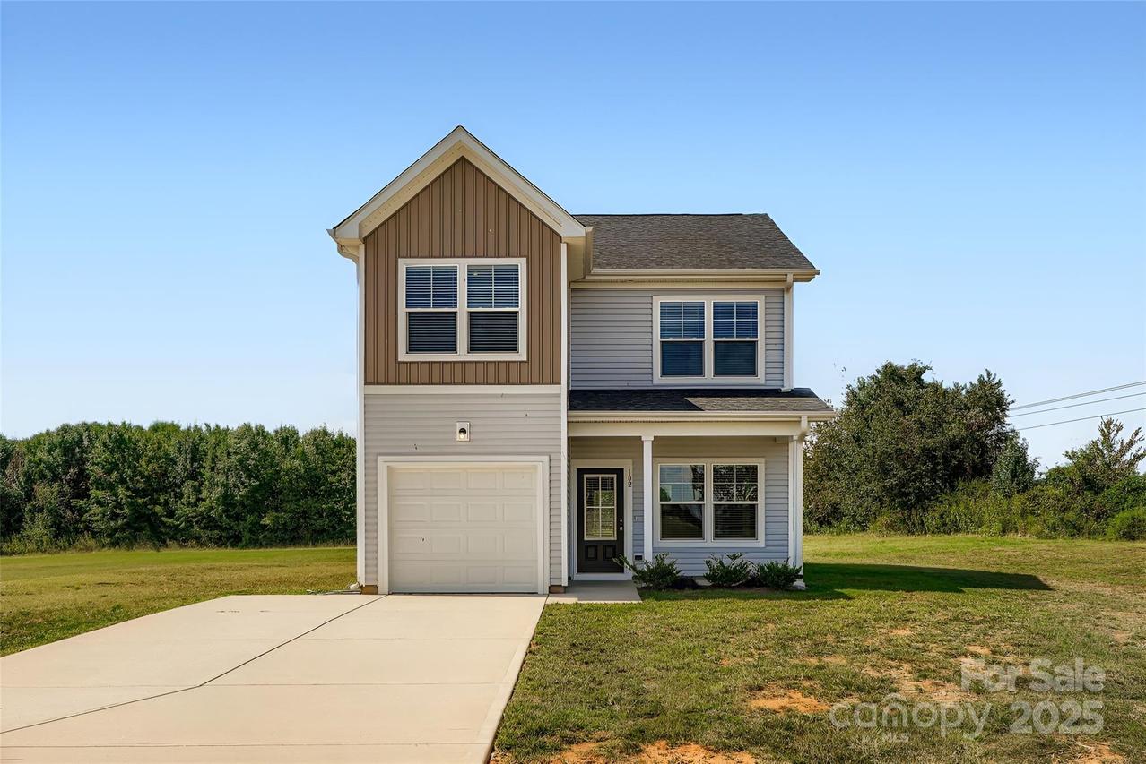 102 Red Cedar Ln., Statesville, NC 28625