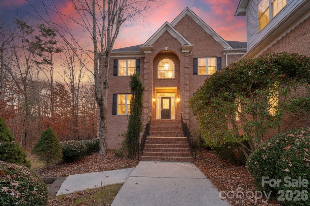 1300 Longleaf Ct., Weddington, NC 28104