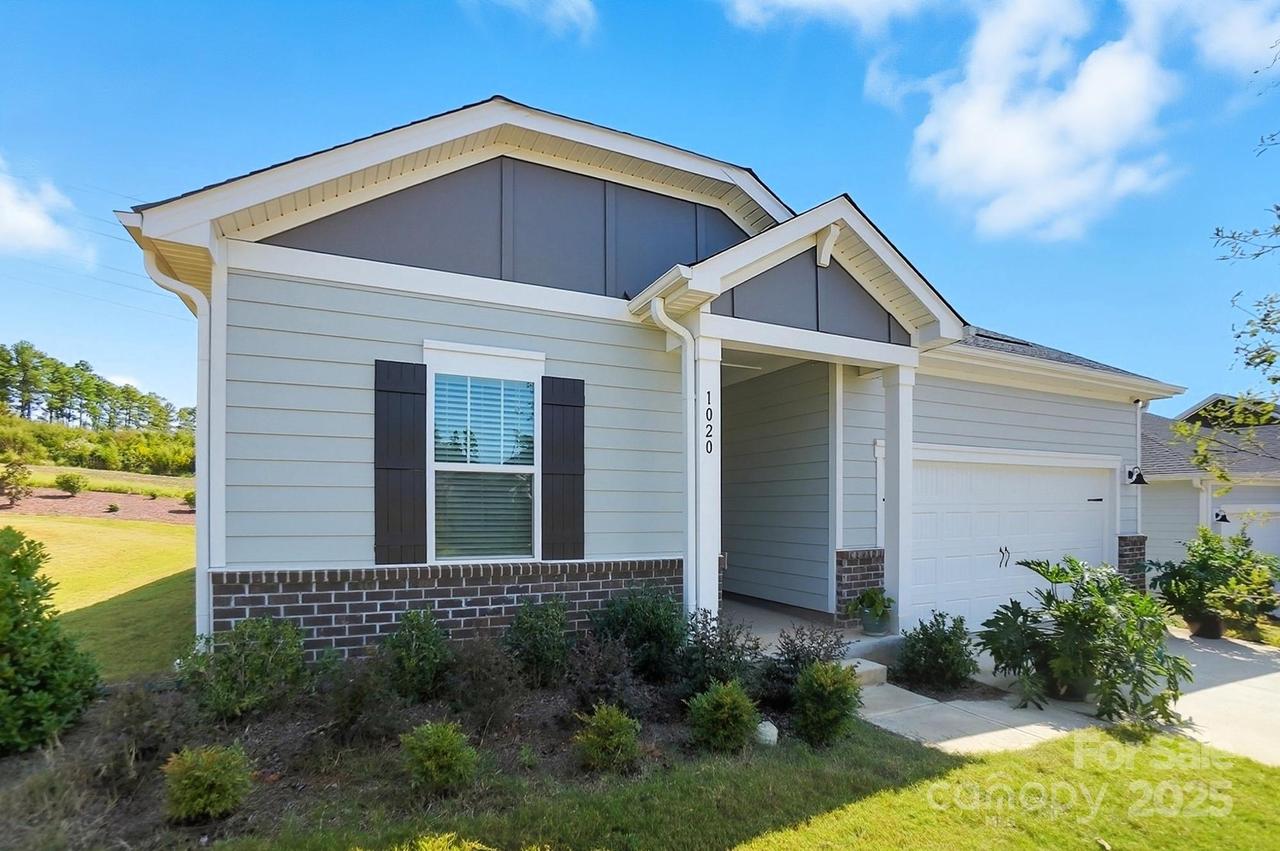 1020 Alicante Ave., Charlotte, NC 28214