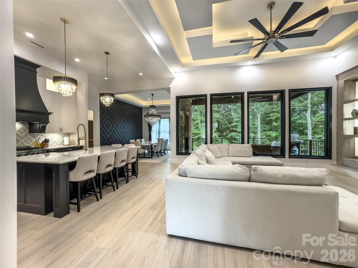 668 Players Ridge Rd. #13, Hickory, NC 28601