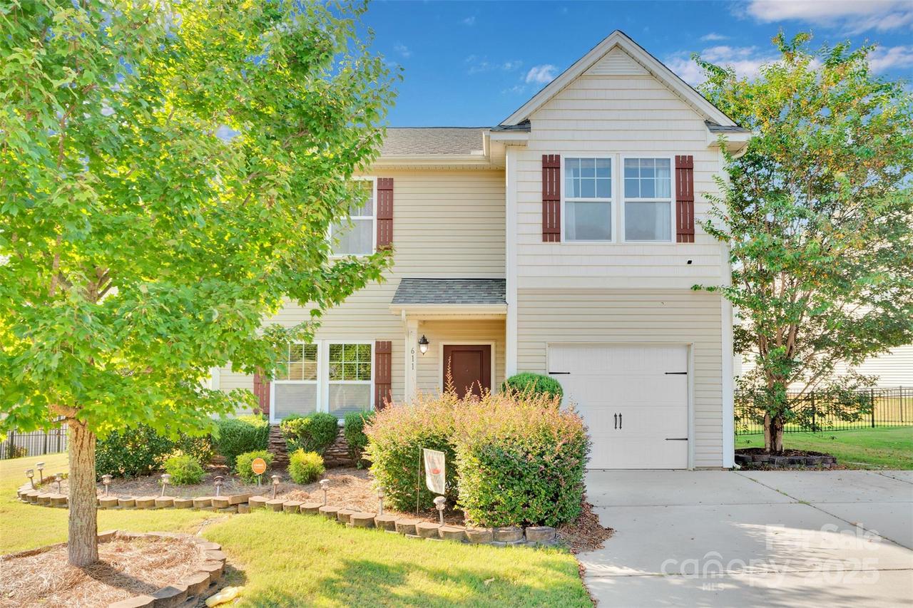 611 Sawtooth Oak Dr., Landis, NC 28088