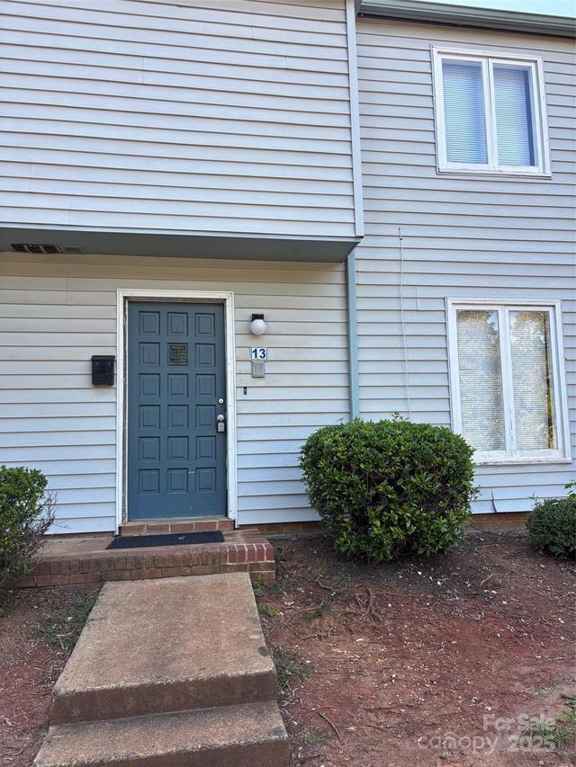 2022 Harvest Ln. #13, Charlotte, NC 28210