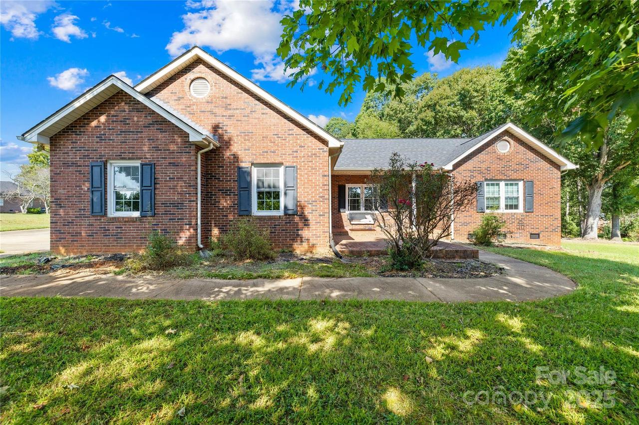107 Southern Pines Dr., Shelby, NC 28152