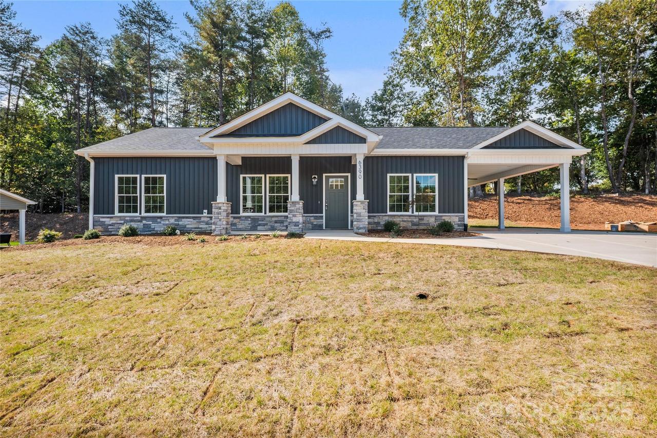 6390 Cathedral Dr., Granite Falls, NC 28630