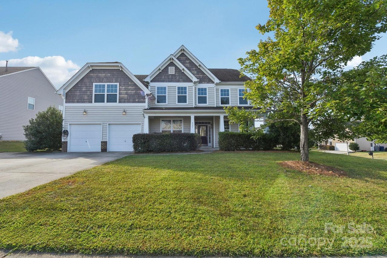 4397 Bridge Pointe Dr., Harrisburg, NC 28075