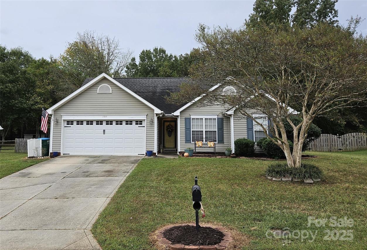 2325 Ivy Run Dr., Indian Trail, NC 28079