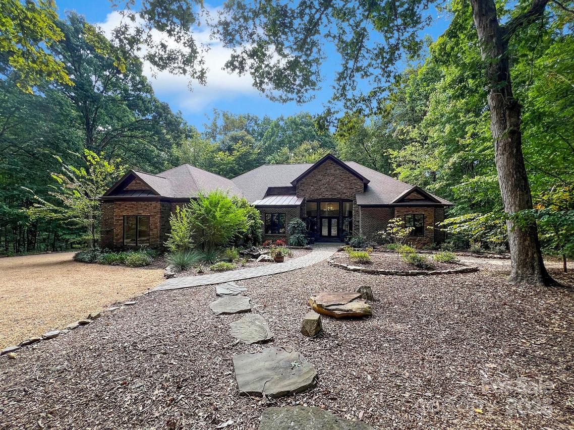 225 Riverton Rd., Weddington, NC 28104