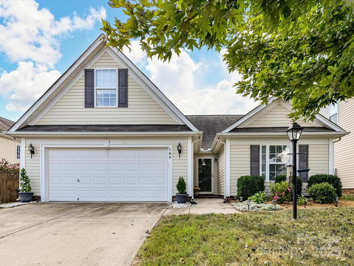 709 Hope St., Huntersville, NC 28078