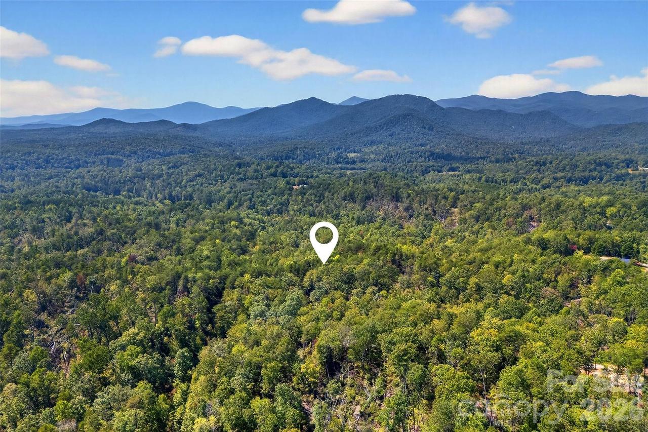 366 Boland Dr., Lake Lure, NC 28746