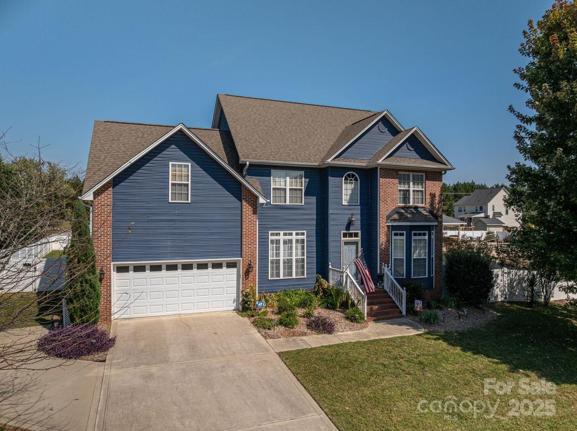 1613 Stone Pine Dr., Gastonia, NC 28056