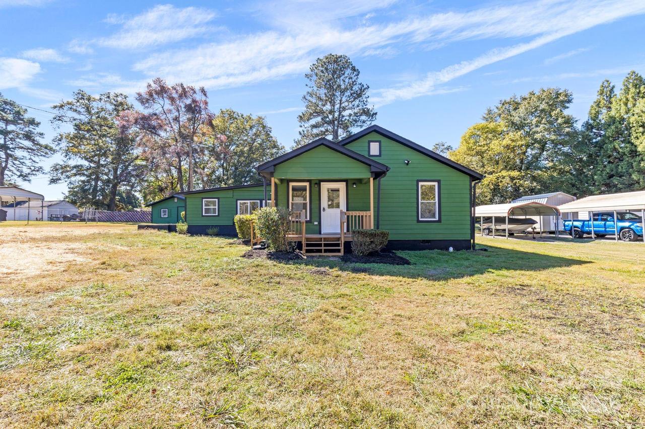 108 E Main St., Belmont, NC 28012