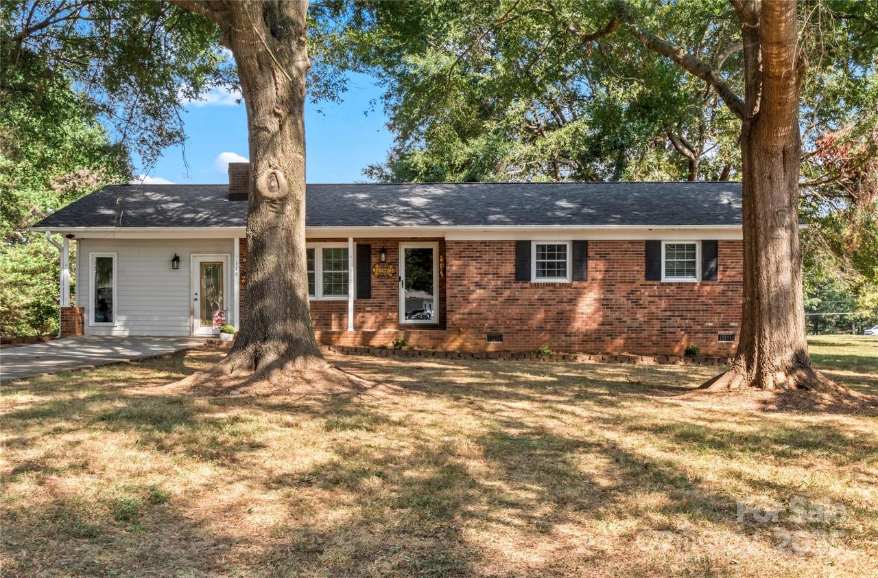 149 Somersault Ln., Elkin, NC 28621