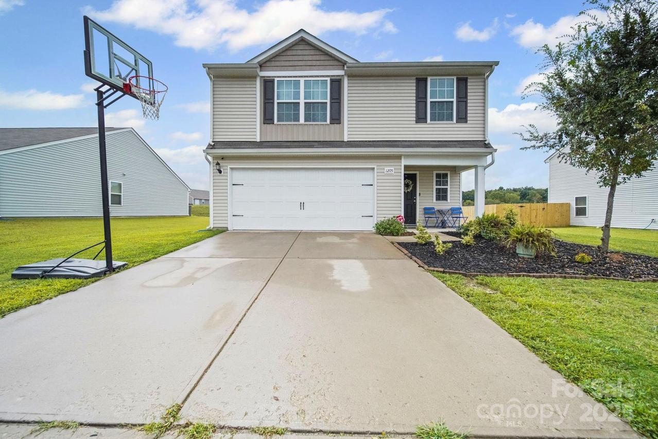 1205 Standing Oak Dr., Salisbury, NC 28146