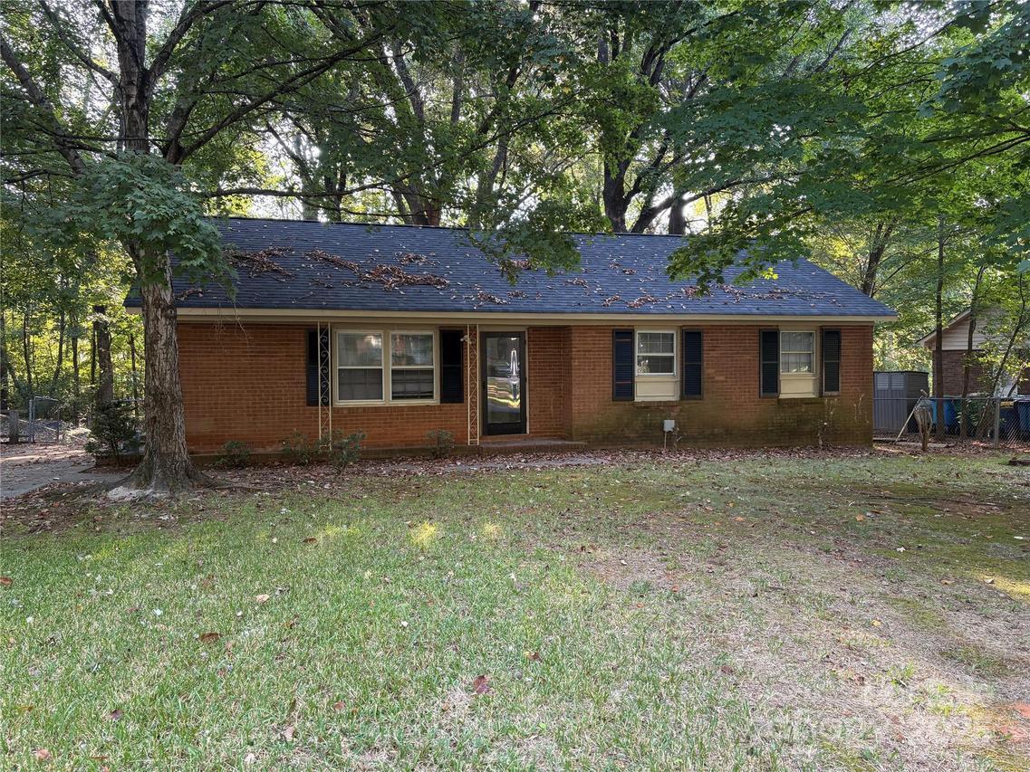 10201 Starwood Dr., Charlotte, NC 28215
