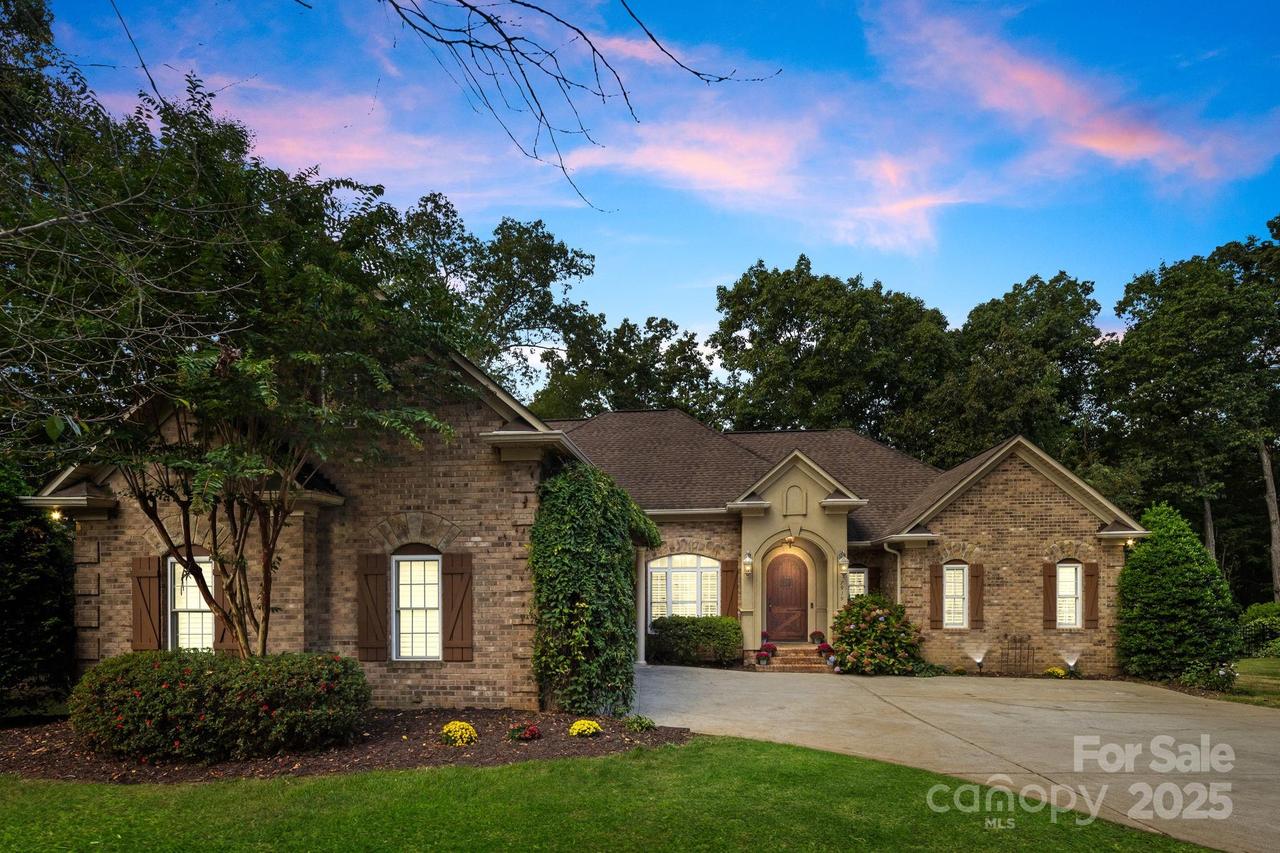 7919 Glen Abbey Cir., Stanley, NC 28164