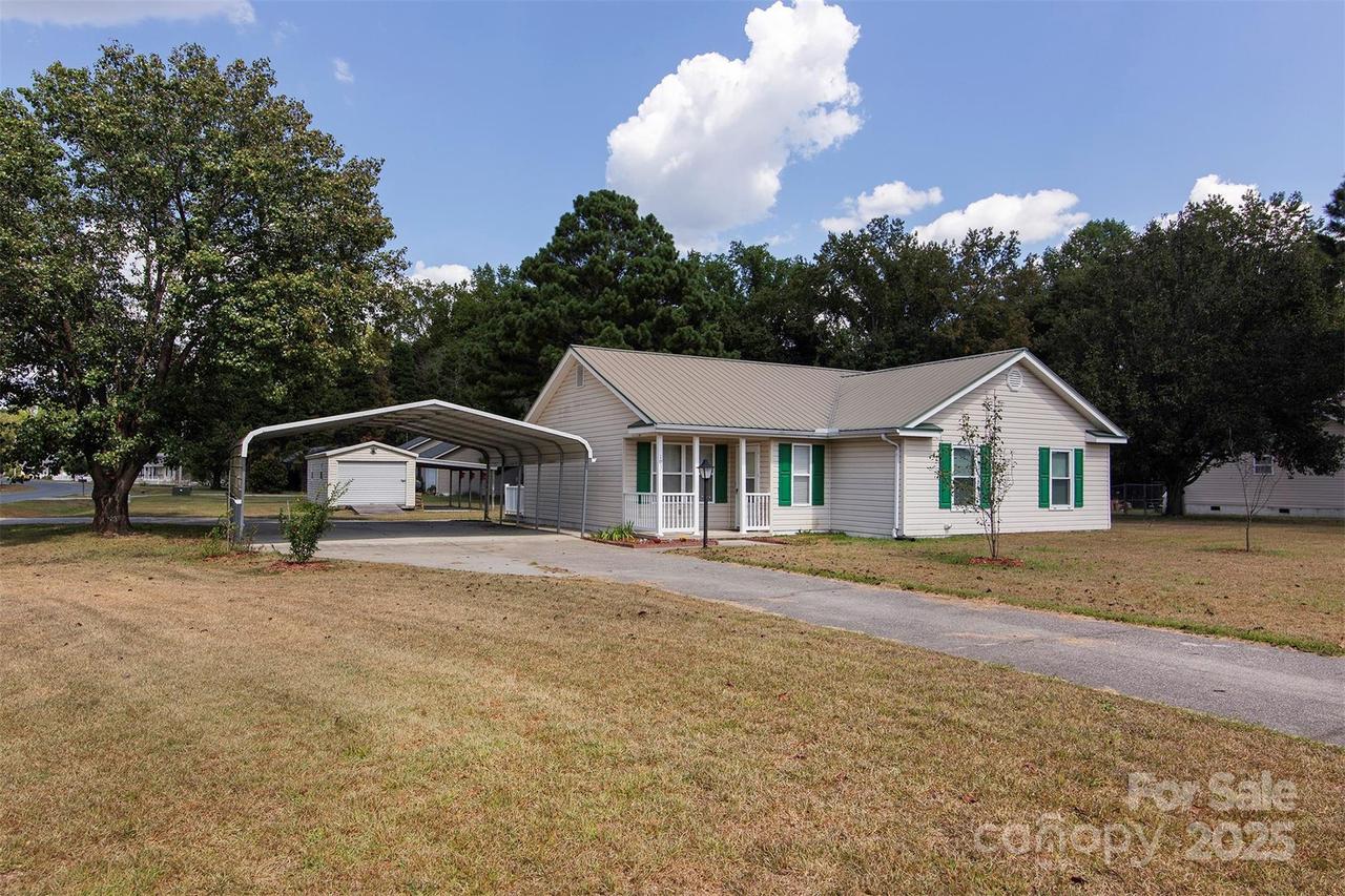 103 Bluebird Ct., Rockingham, NC 28379