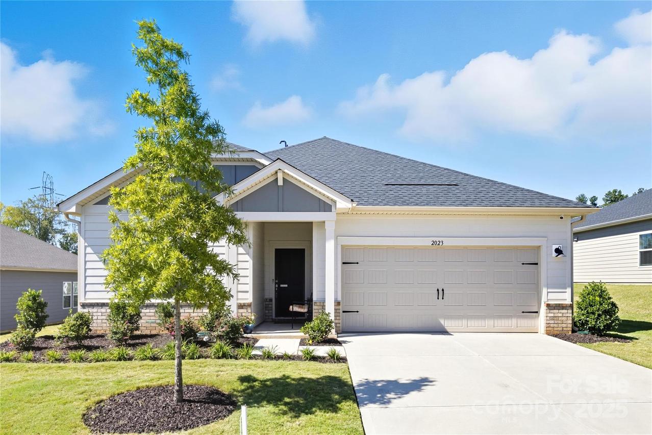 2023 Merida St., Charlotte, NC 28214