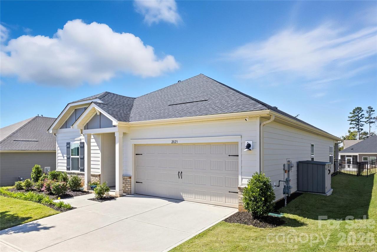 2023 Merida St., Charlotte, NC 28214