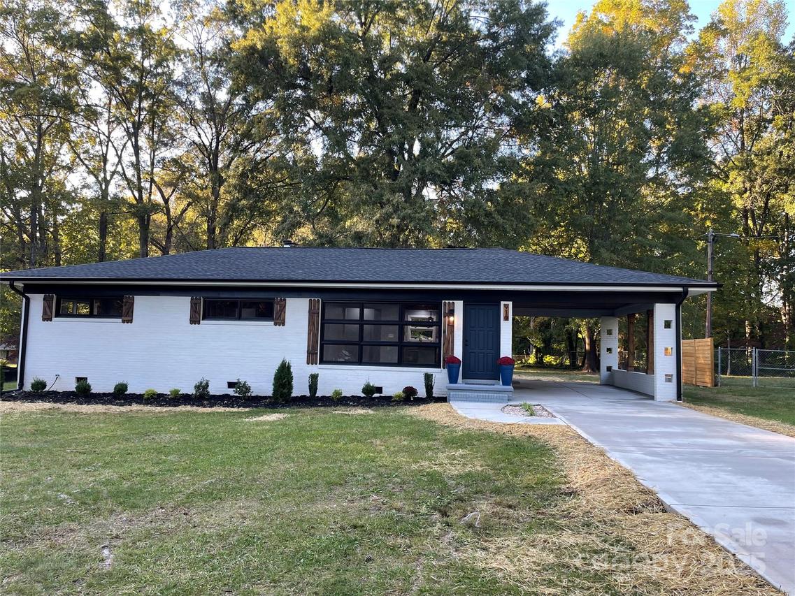 910 S Spencer Ave., Spencer, NC 28159